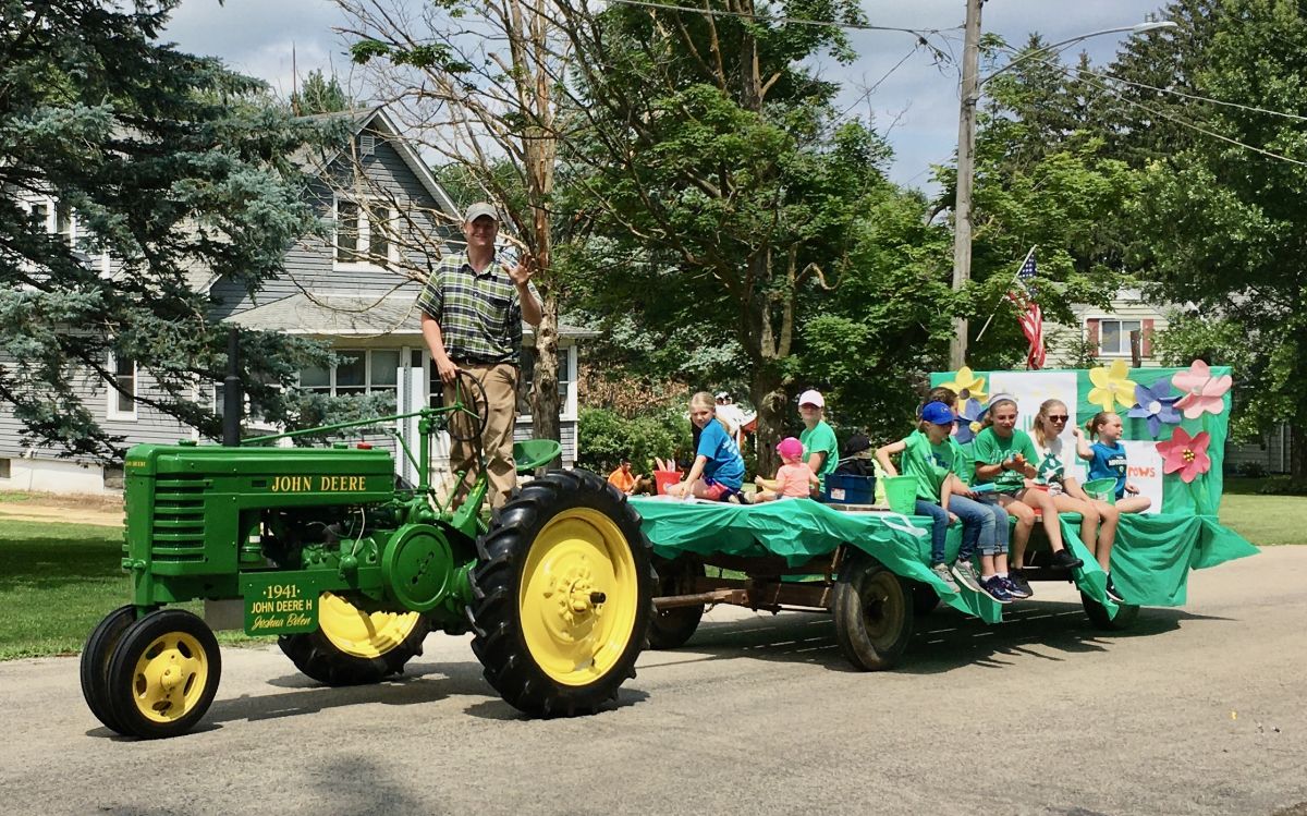 4-H Parade Float Pulled by a 1941 Tractor